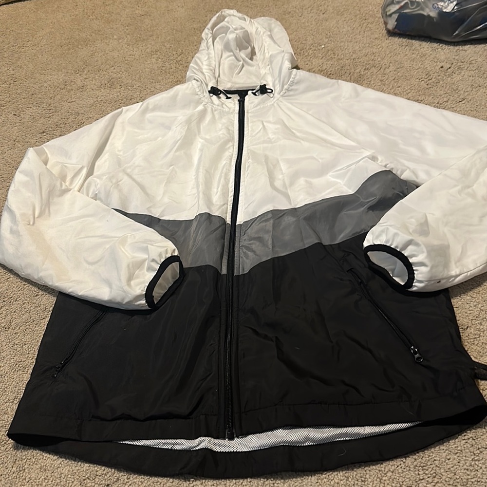 Greyscale Russel Windbreaker Medium 38-40
